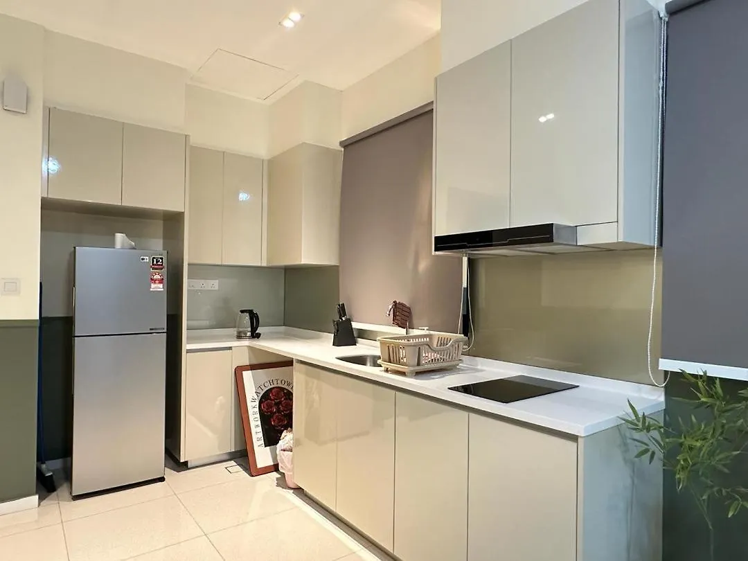 Paradigm Residence Studio 4Pax 2King Bed Netflix Wifi Johor Bahru Apartment