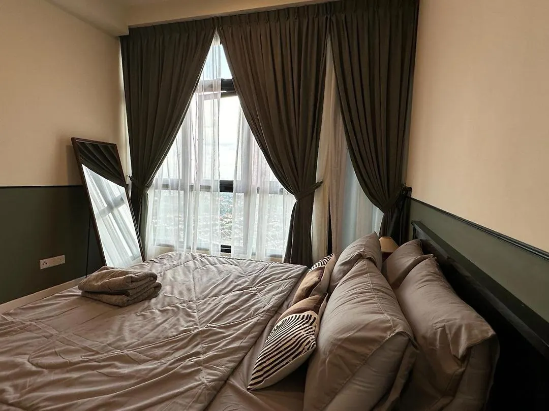 Paradigm Residence Studio 4Pax 2King Bed Netflix Wifi Johor Bahru Apartment